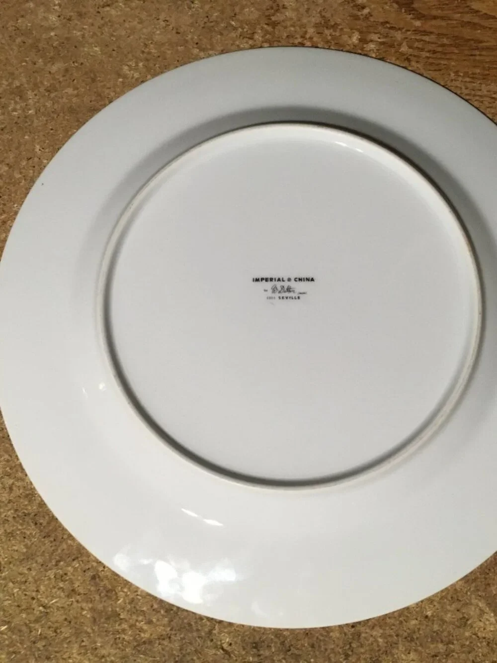 SET OF 8 FLORAL PATTERN PLATES KELTCRAFT 9178 LILING ROYAL SWIRL